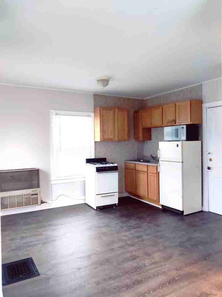 114 Clark St #4 - Photo 2 of 3