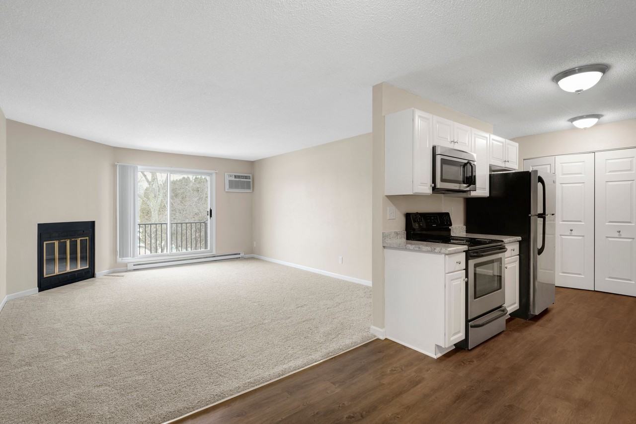 Hearthwood Apartments - Photo 7 of 26