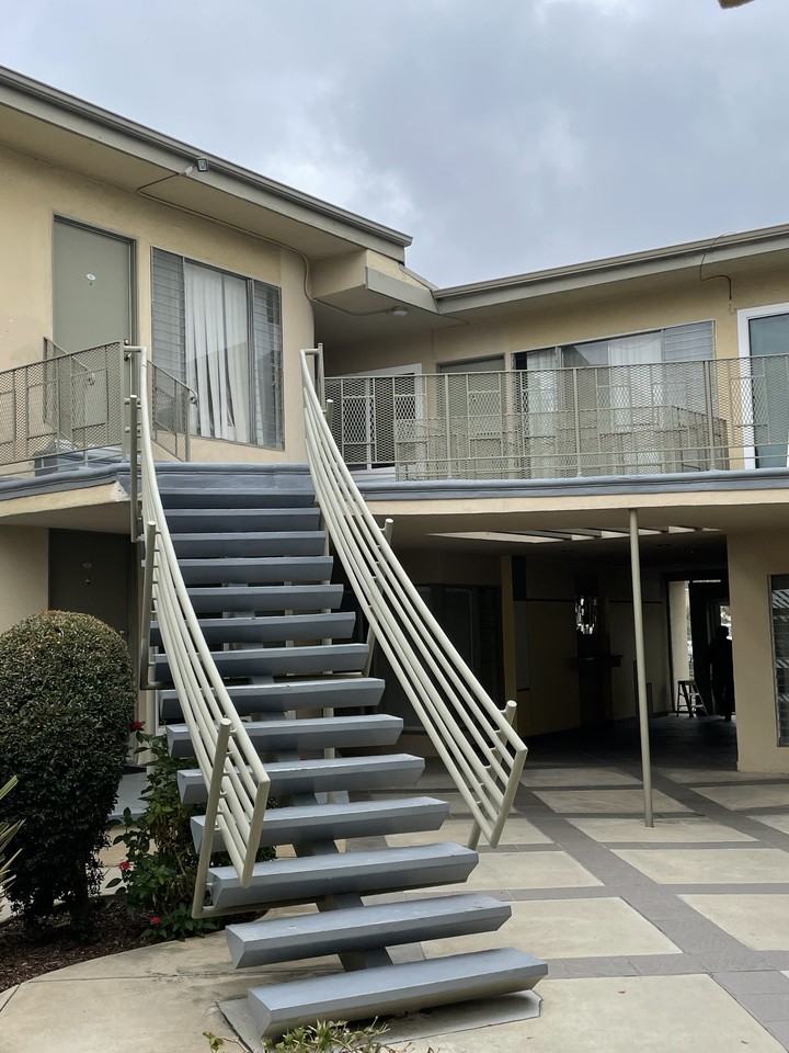 LUXURY LIVING AT AN AFFORDABLE PRICE - Photo 3 of 6