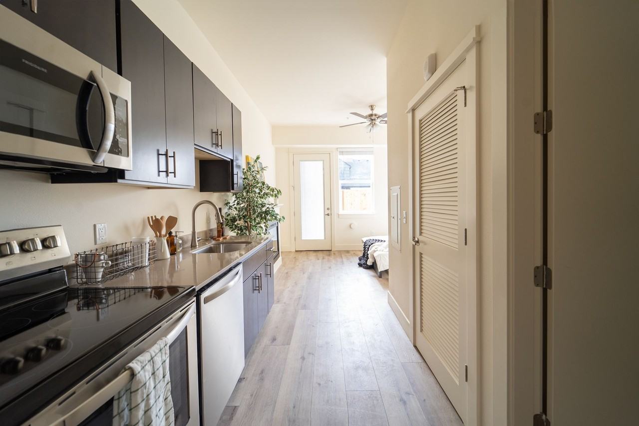 Cap Hill - Photo 5 of 50