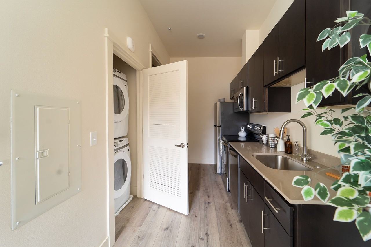 Cap Hill - Photo 6 of 50