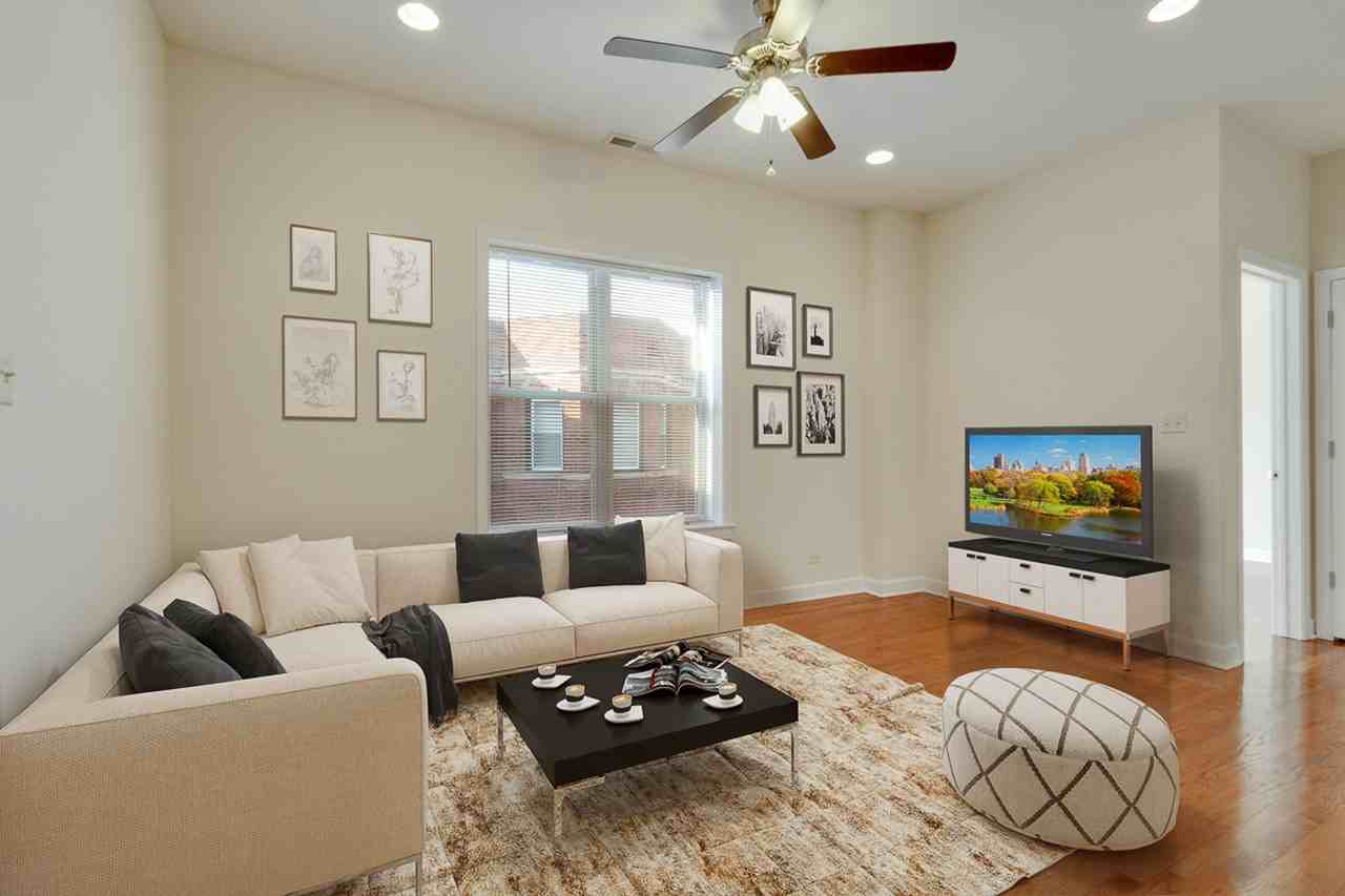 851-59 W. Cornelia - Photo 4 of 7