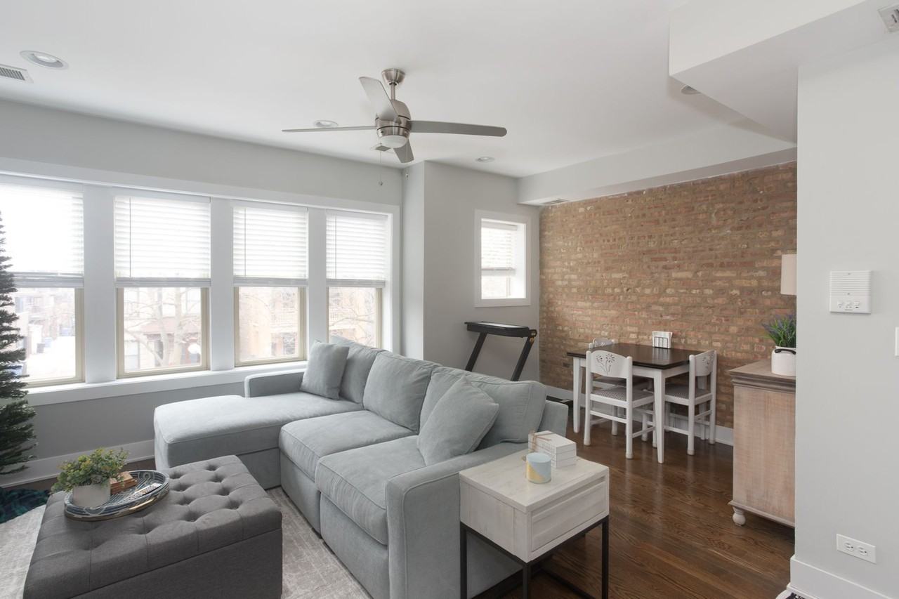 3915-21 N. Janssen - Photo 5 of 9