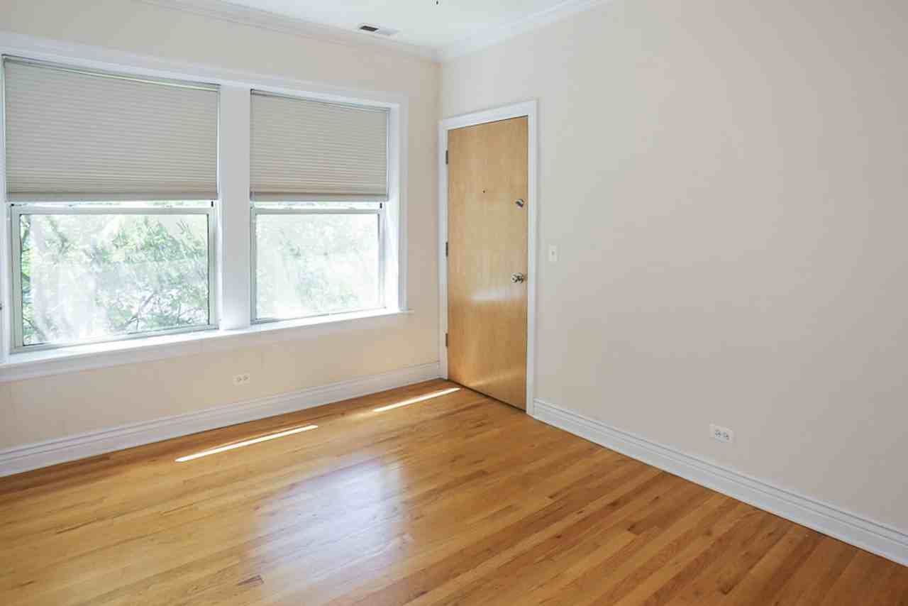 1210-16 W. Waveland - Photo 7 of 8