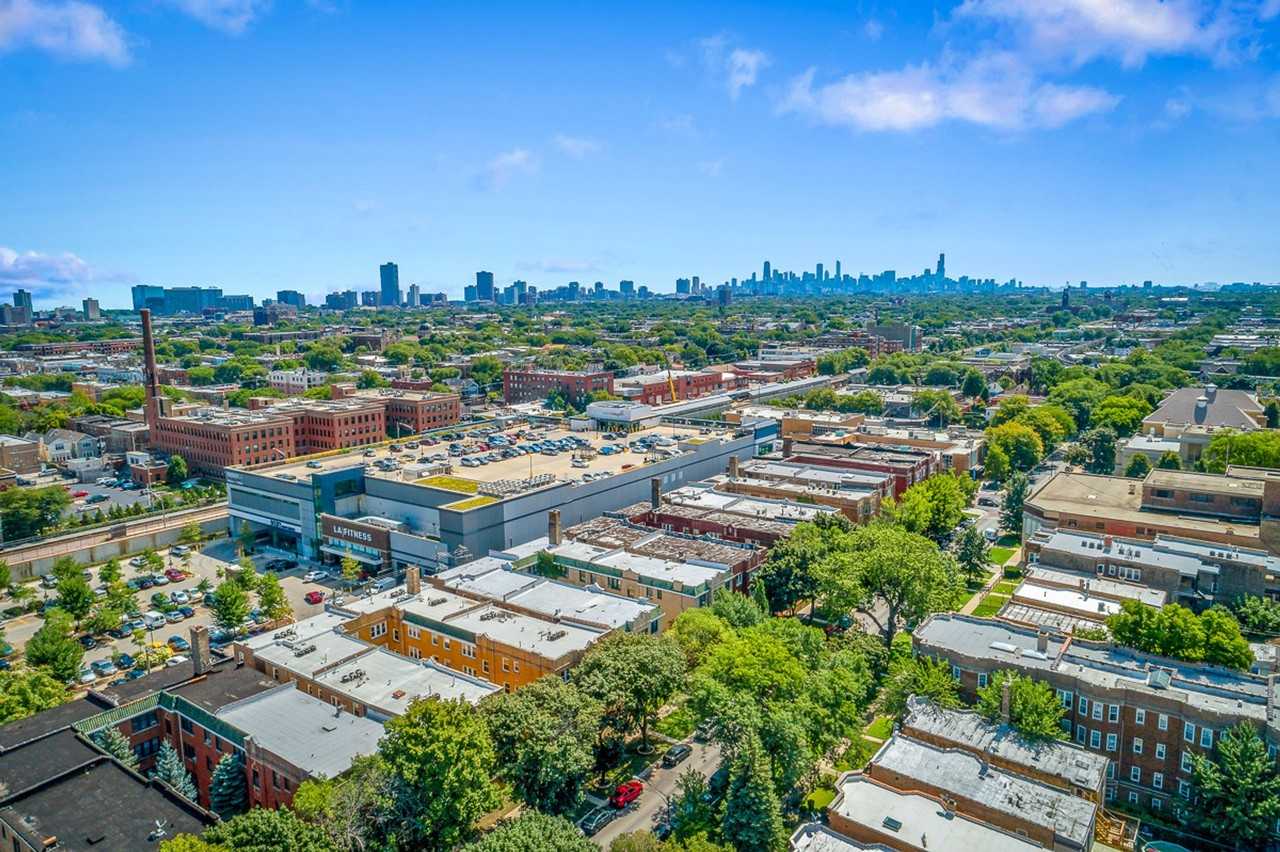 4817-23 N. Wolcott - Photo 3 of 8