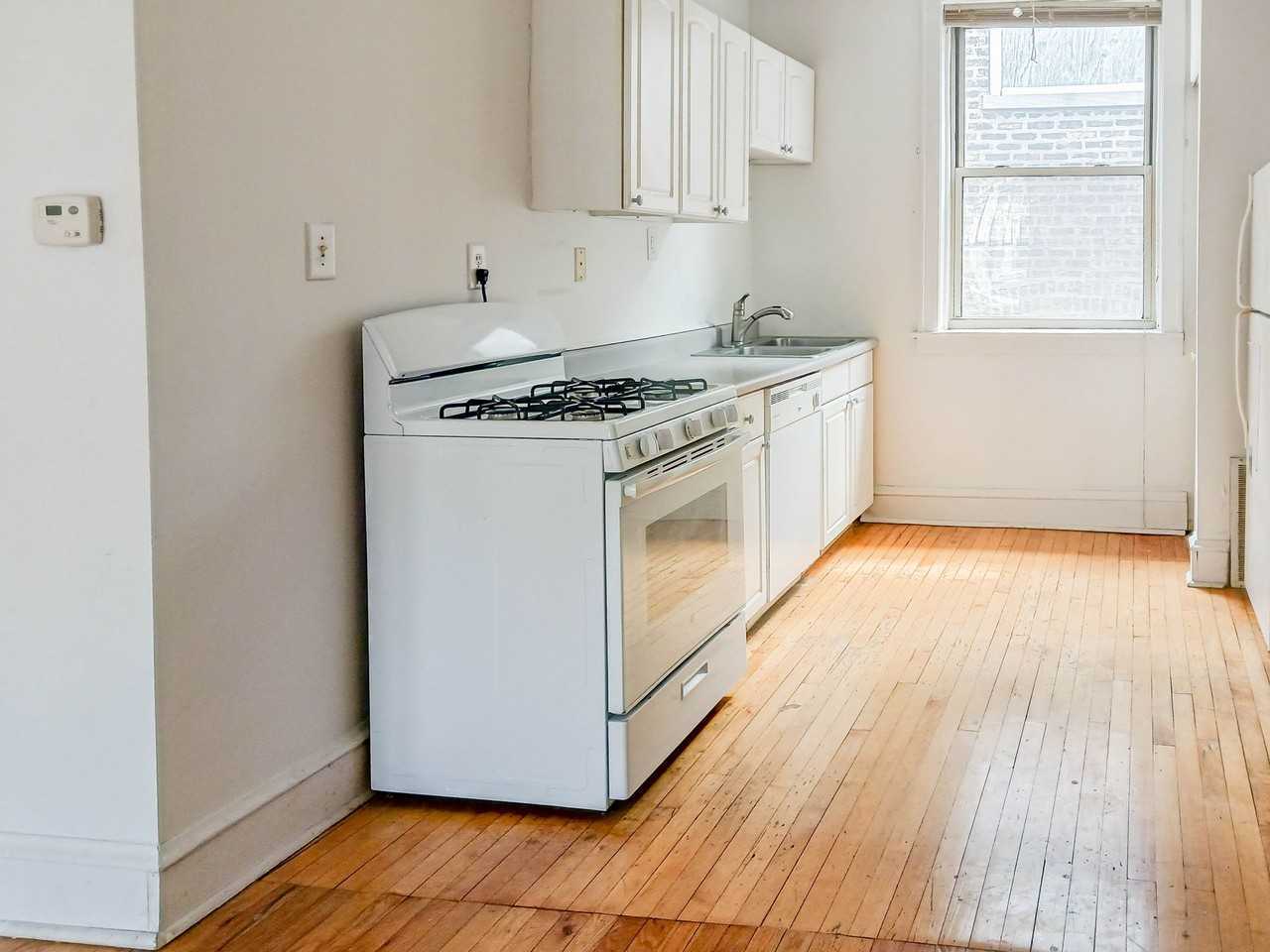 4817-23 N. Wolcott - Photo 6 of 8