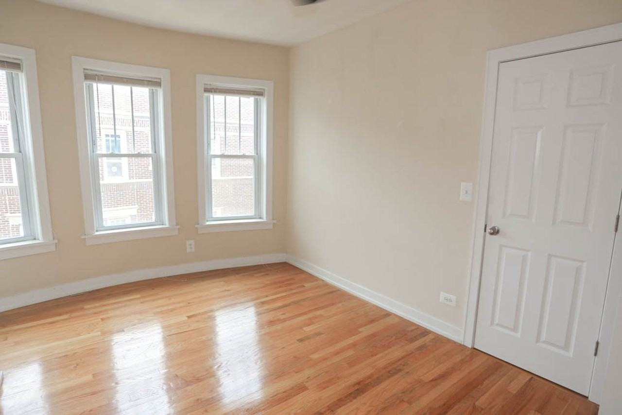 5208-14 N. Damen / 2000-10 W. Foster - Photo 4 of 9