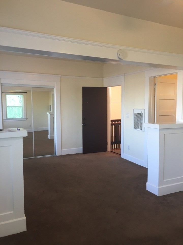 4646 Park Blvd - Photo 4 of 30
