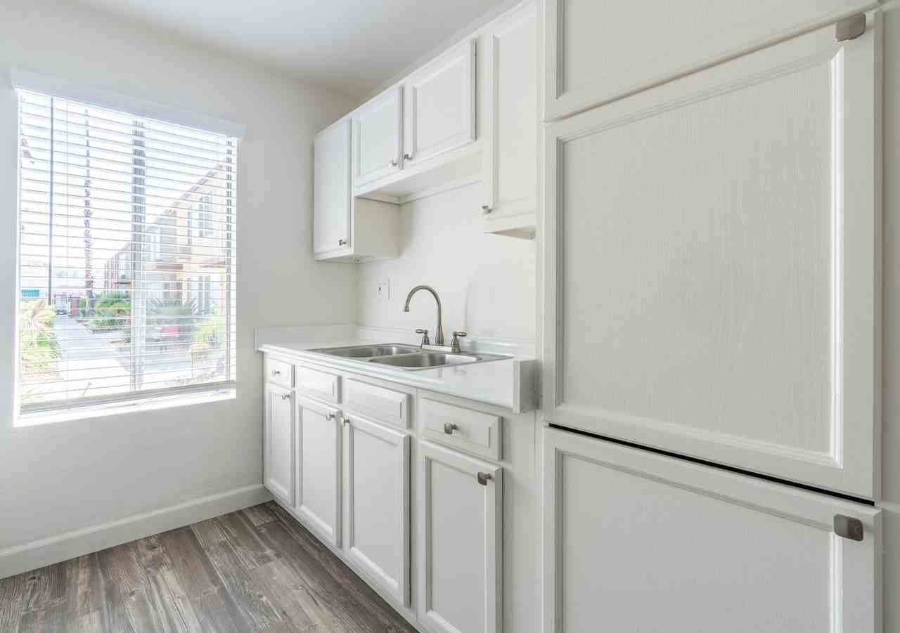 Greentree Apartments - Photo 3 of 26