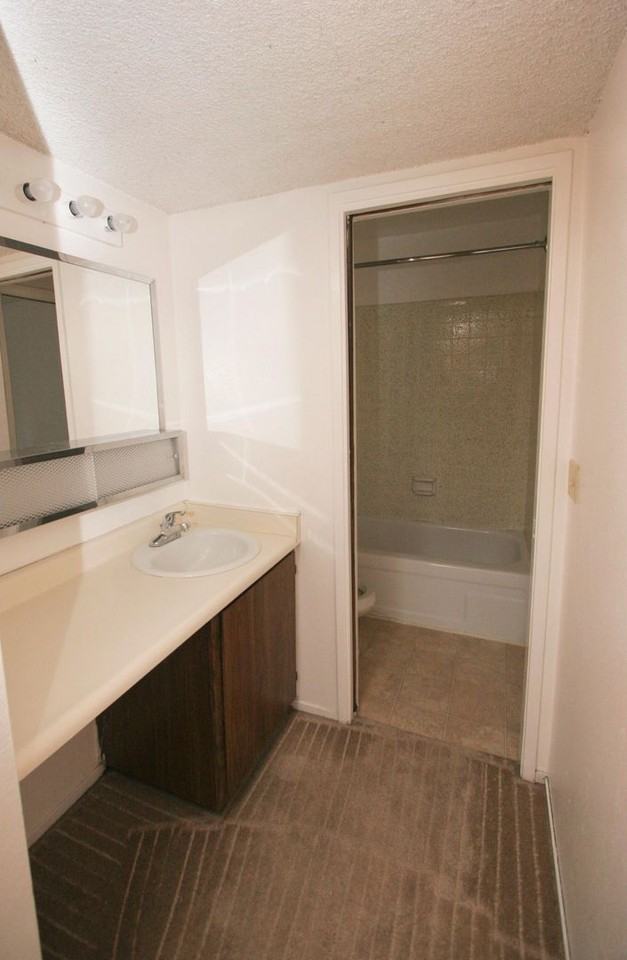 Cascade Davis LLC - Photo 5 of 38