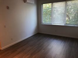 featured image of 4326 N Mississippi Ave