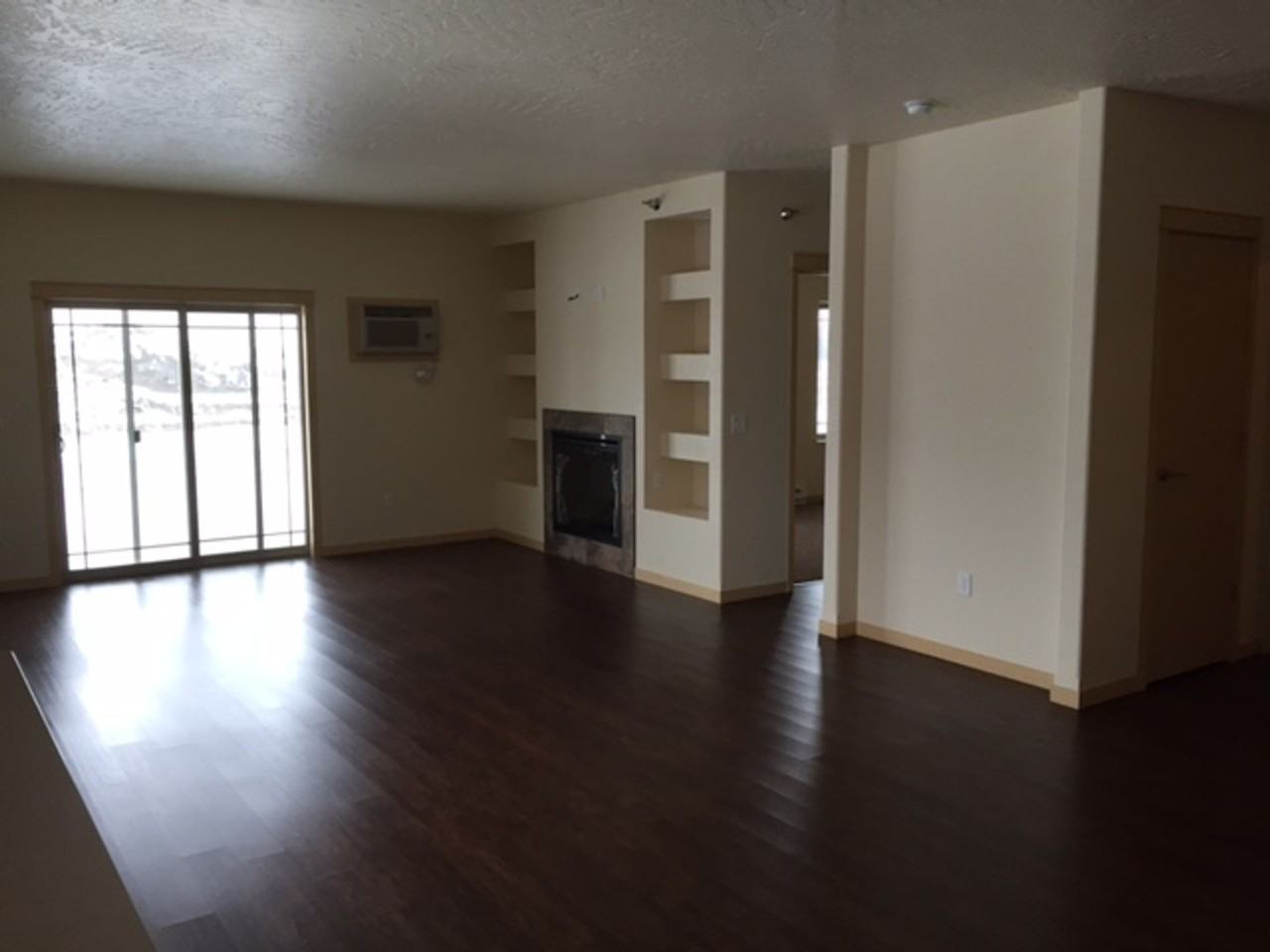 Aspen Ponds Apartments - Photo 5 of 21