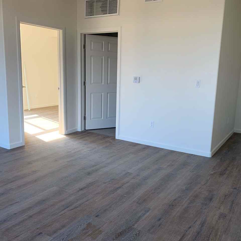 Crenshaw Village Luxury Apartments 6109 Crenshaw Blvd, Los Angeles