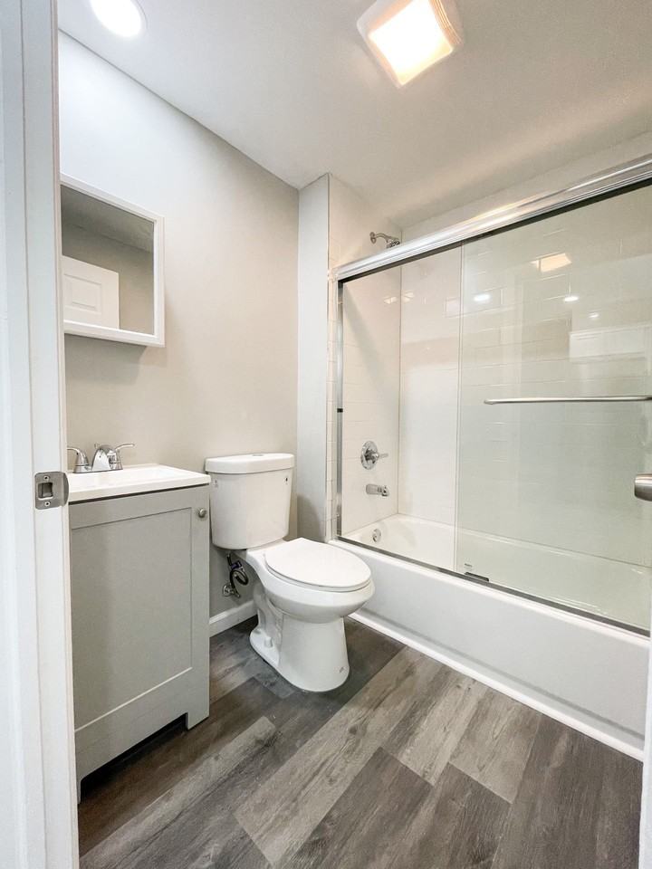 Renovated Apartments in Black Rock, Bridgeport - Photo 3 of 5