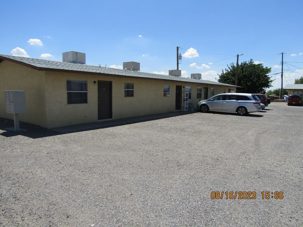 laf-1100 - Photo 2 of 2