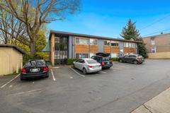 Charlemagne - Photo 1 of 1