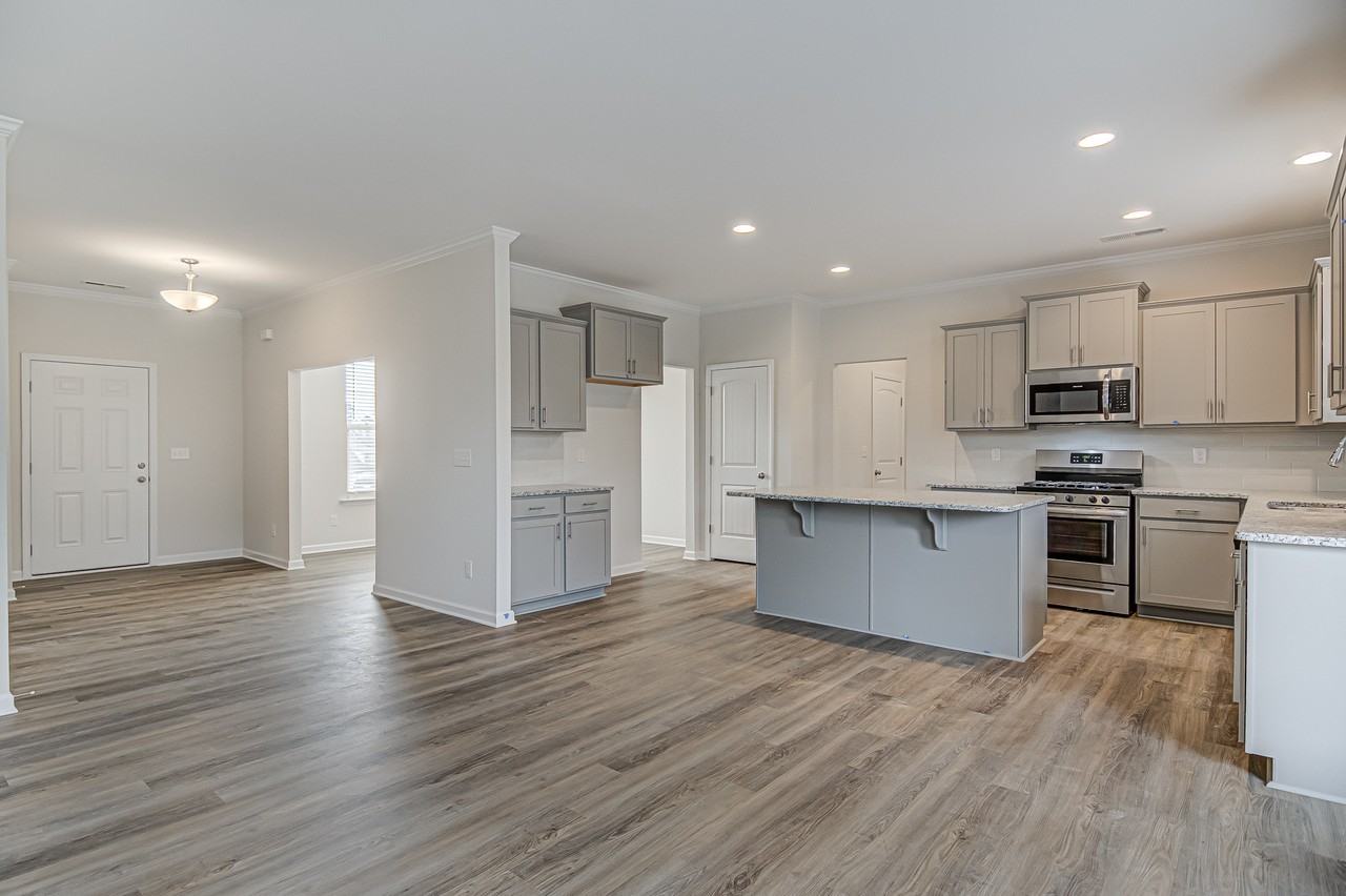 3309 Ardmore St #1 - Photo 7 of 36