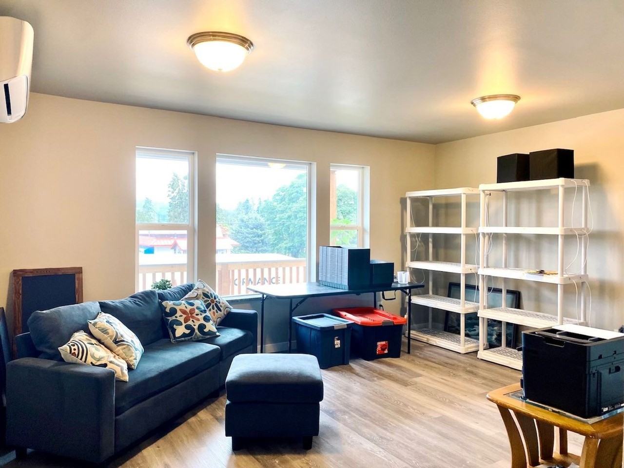 1112 E Maple Street - Photo 3 of 8