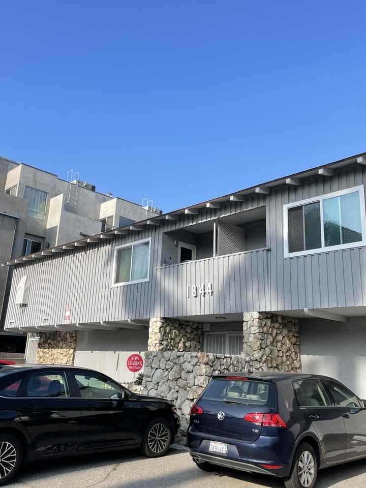LUXURY LIVING AT AN AFFORDABLE PRICE - Photo 3 of 6