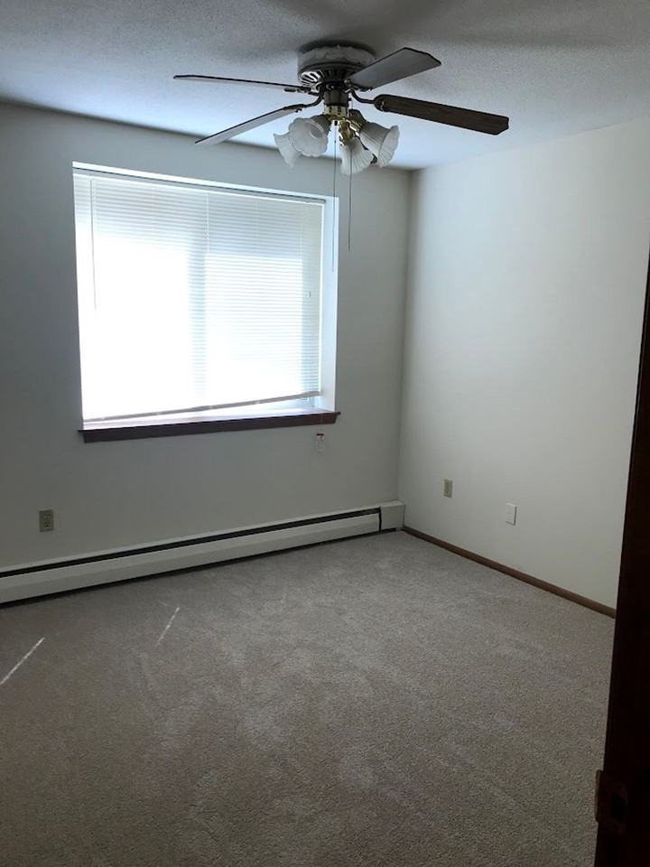 4001 West 31st St. (Saint Louis Park) - Photo 4 of 6