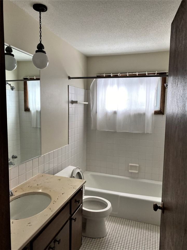 4001 West 31st St. (Saint Louis Park) - Photo 5 of 6