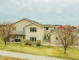 2 bedroom 2 bath Condo - Photo 1 of 1