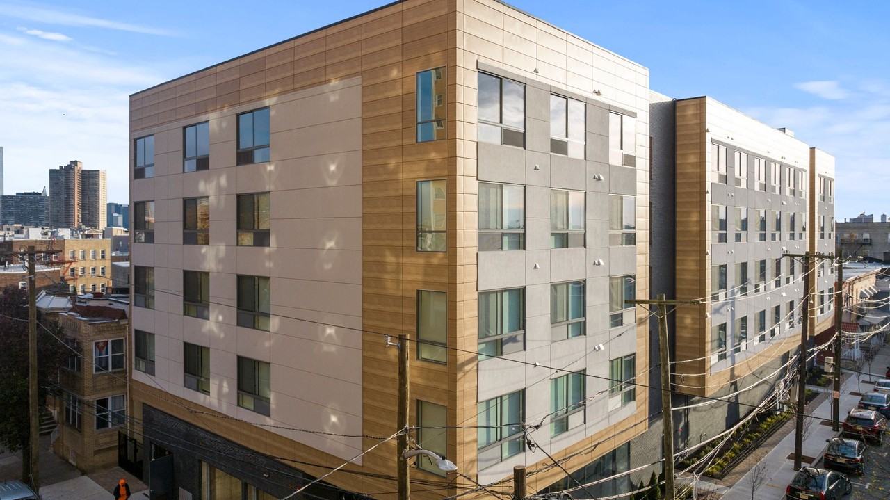 The Harrison - Photo 4 of 4