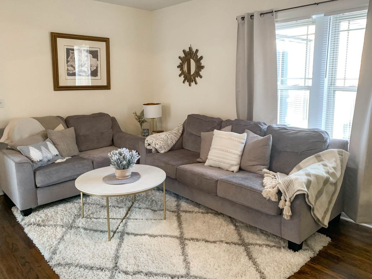 3808-16 N. Sheffield - Photo 5 of 10