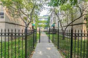 featured image of 4837 N Wolcott Ave