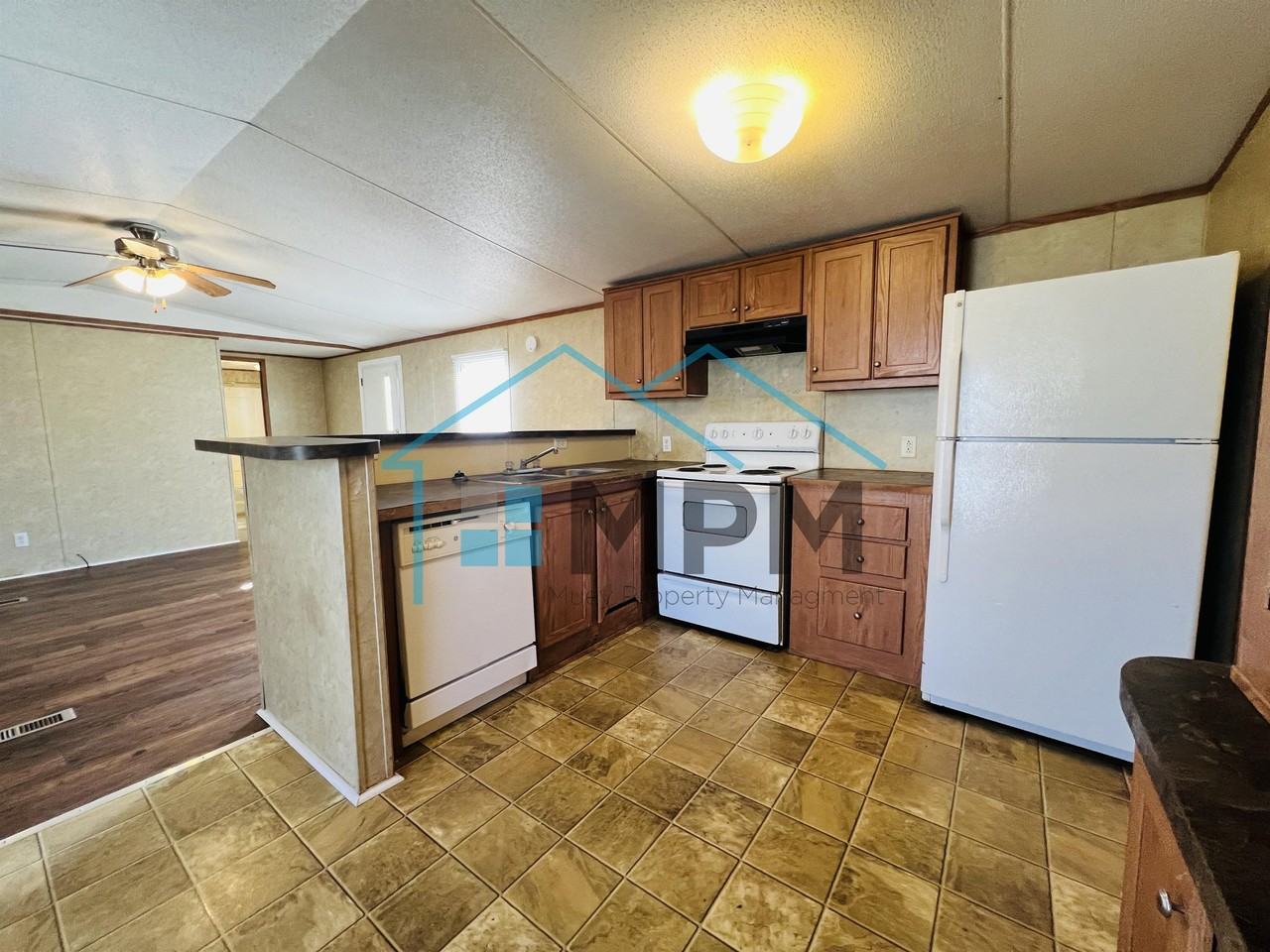 303 Bryan St #1 - Photo 2 of 11