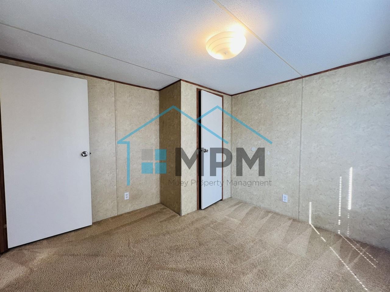 303 Bryan St #1 - Photo 5 of 11