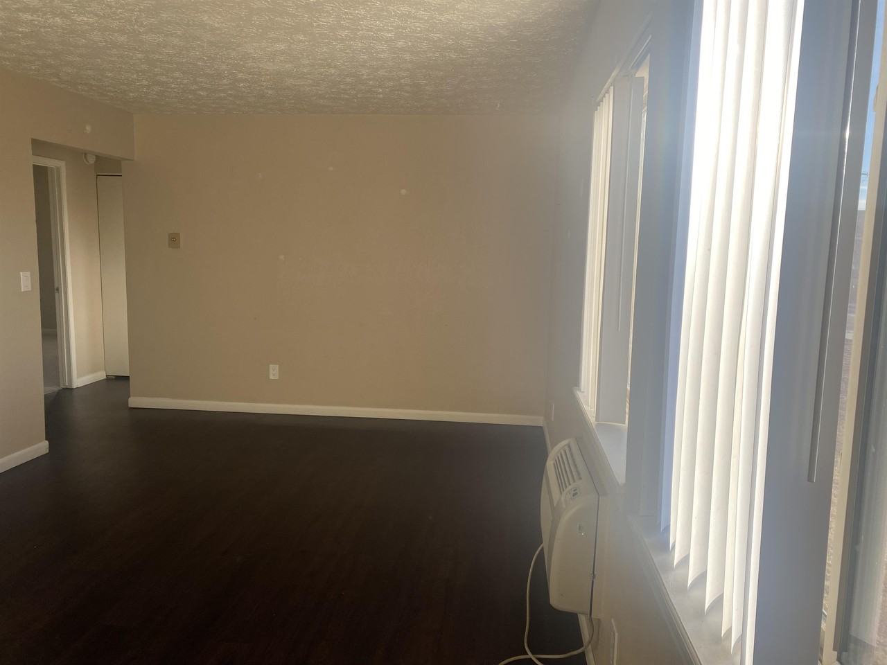 488 S Gilbert St #488D - Photo 3 of 22