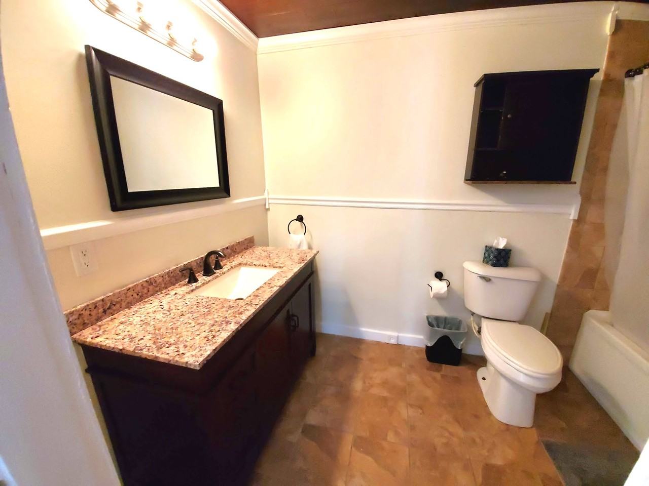 526 Monroe St #3 - Photo 4 of 19