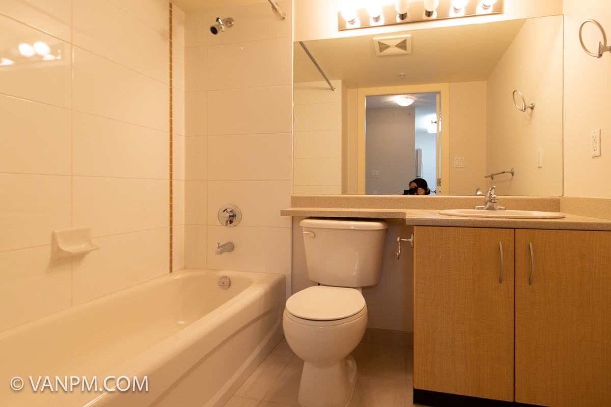 3638 Vanness Avenue #309 - Photo 2 of 15