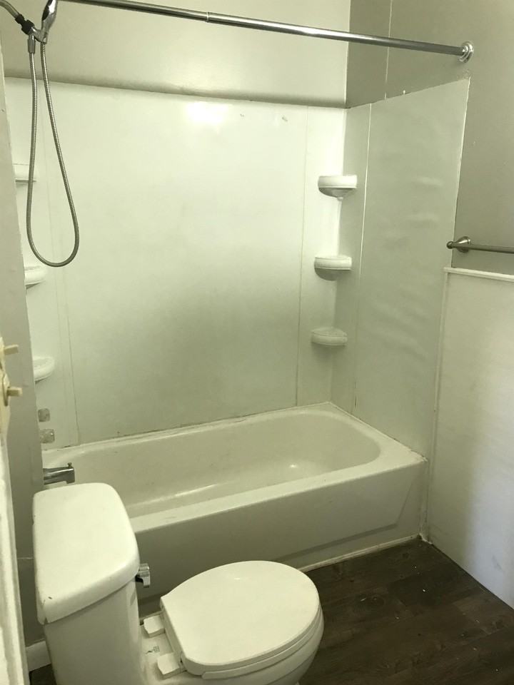 412 S Fort Ave #1 - Photo 7 of 9