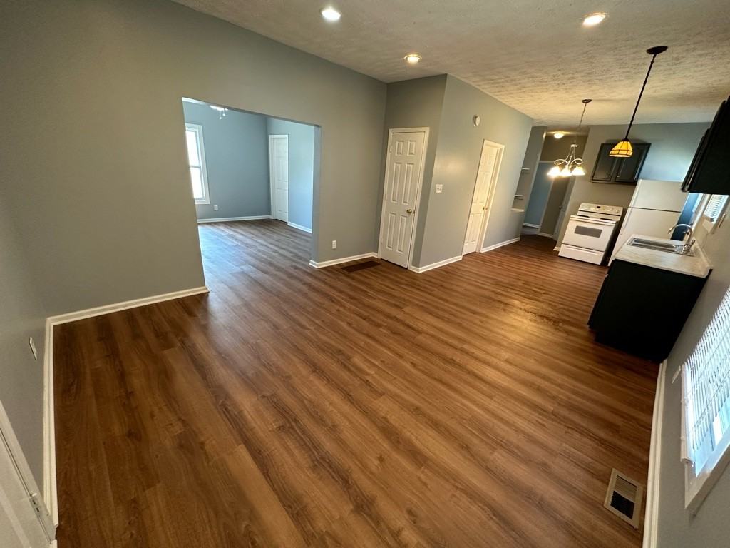 615 Udell Street #1 - Photo 4 of 17