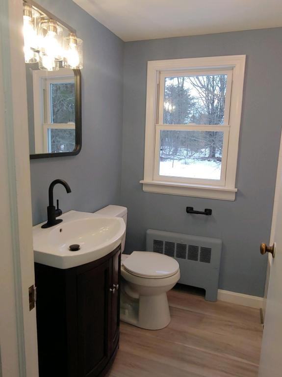 22 Sunnybrook Dr - Photo 7 of 9