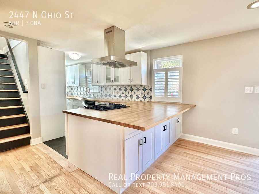 2447 N Ohio St - Photo 3 of 48