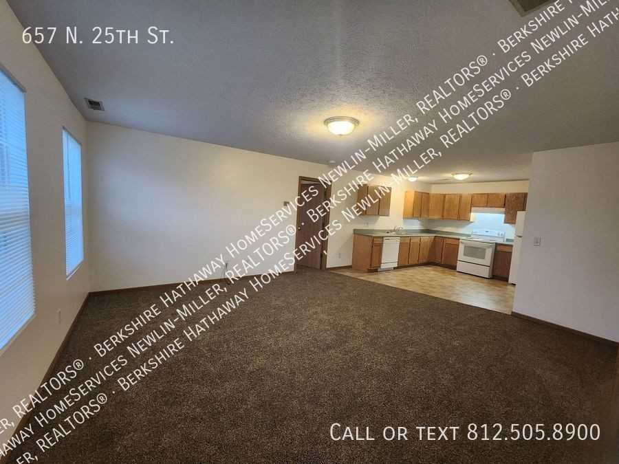 657 N 25th St - Photo 3 of 8