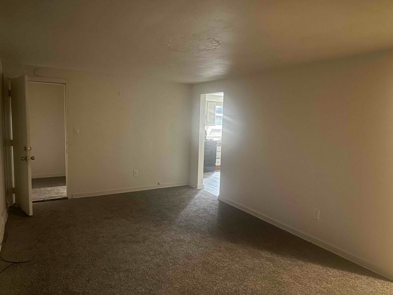 9534 Glendale Rd #1 - Photo 5 of 11