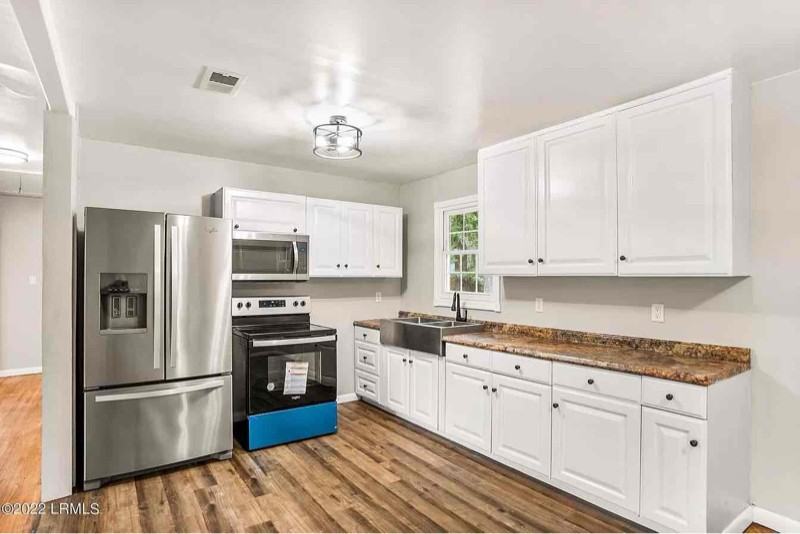 2416 1st Blvd - Photo 3 of 18