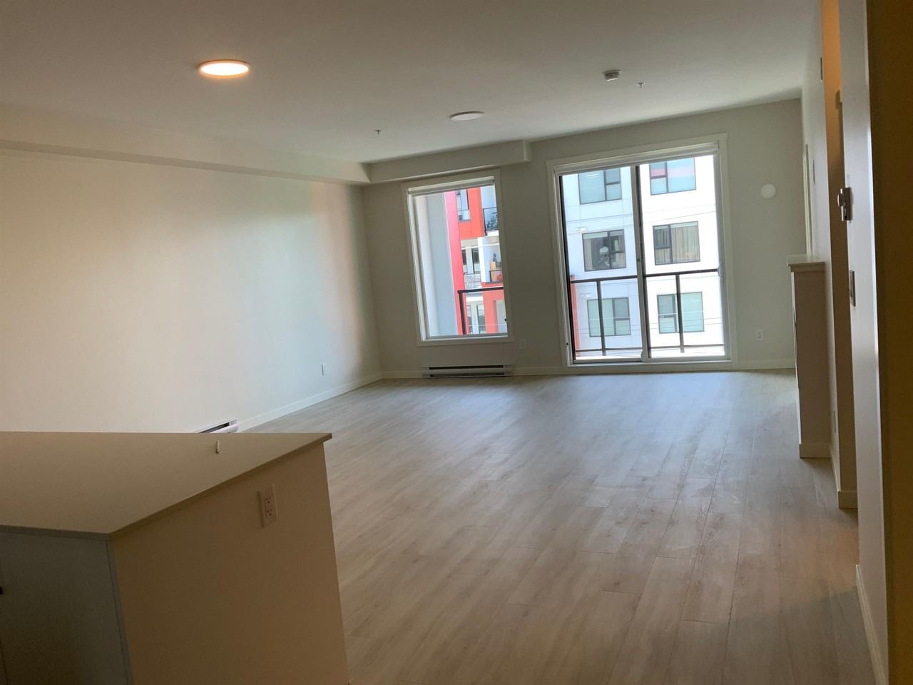 810 Orono Ave #405 - Photo 5 of 14