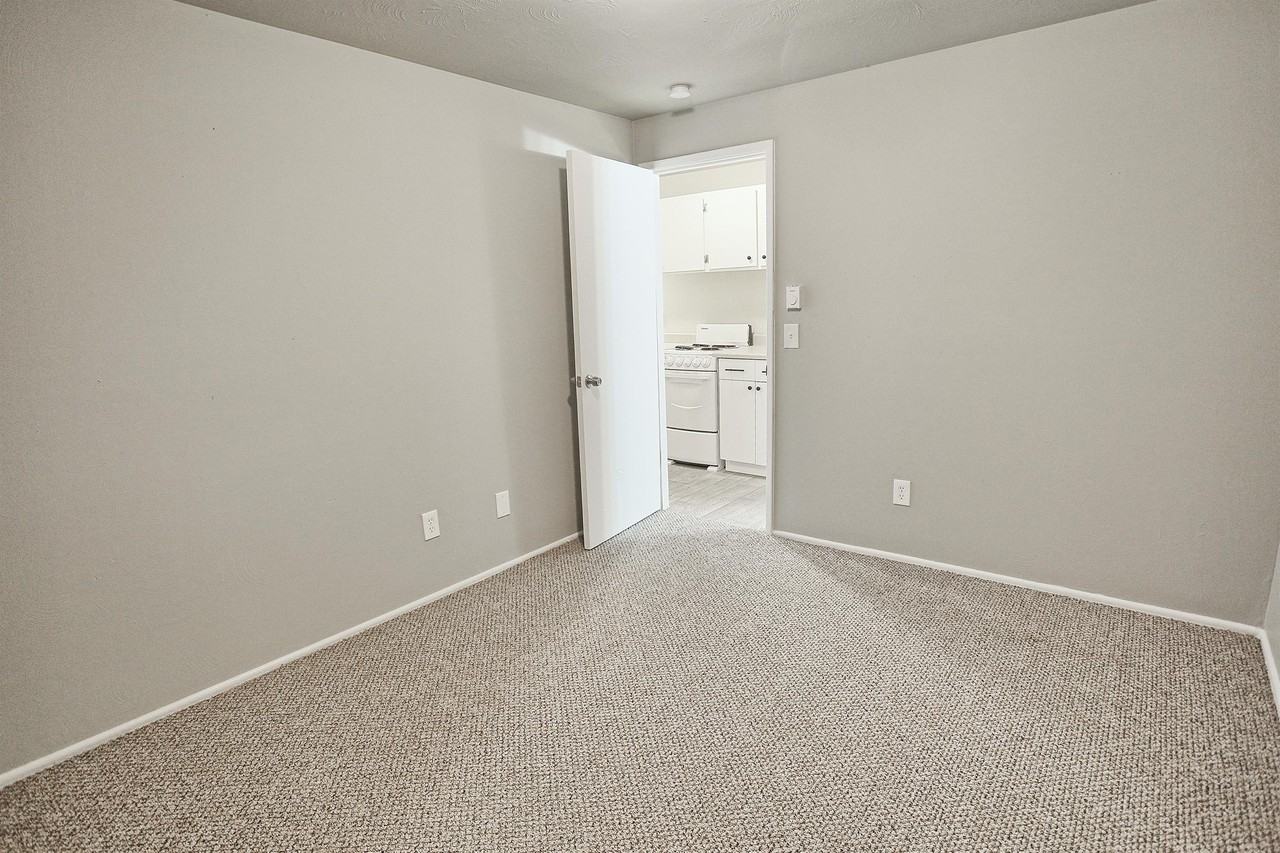 1492 Main St, Buckley 98321 - Photo 3 of 14