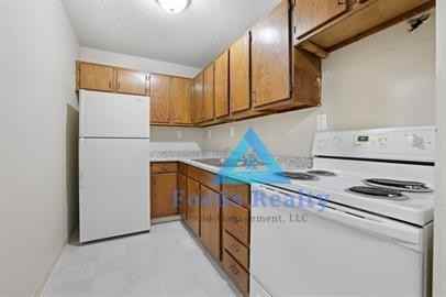 234 Slocum St - Photo 2 of 14