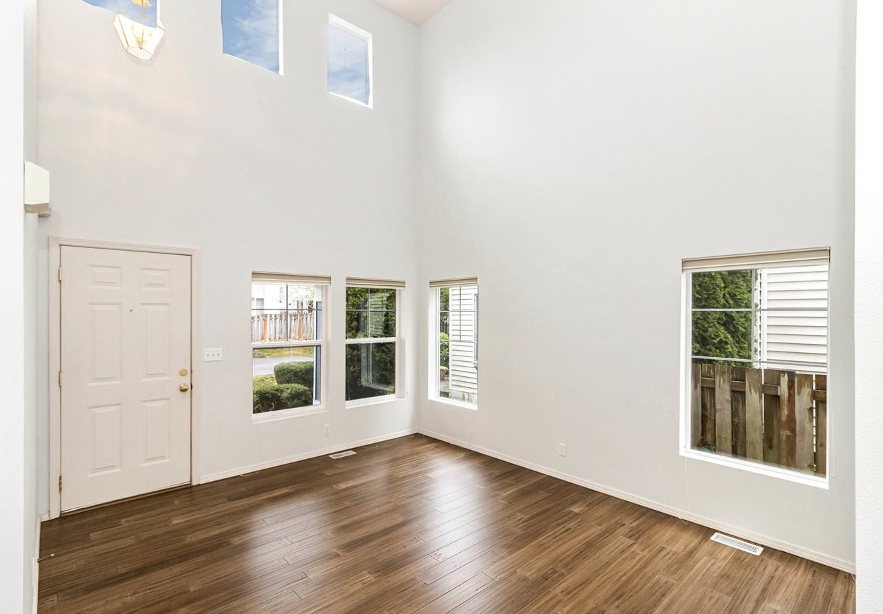 6419 129th Pl Se #1 - Photo 2 of 21