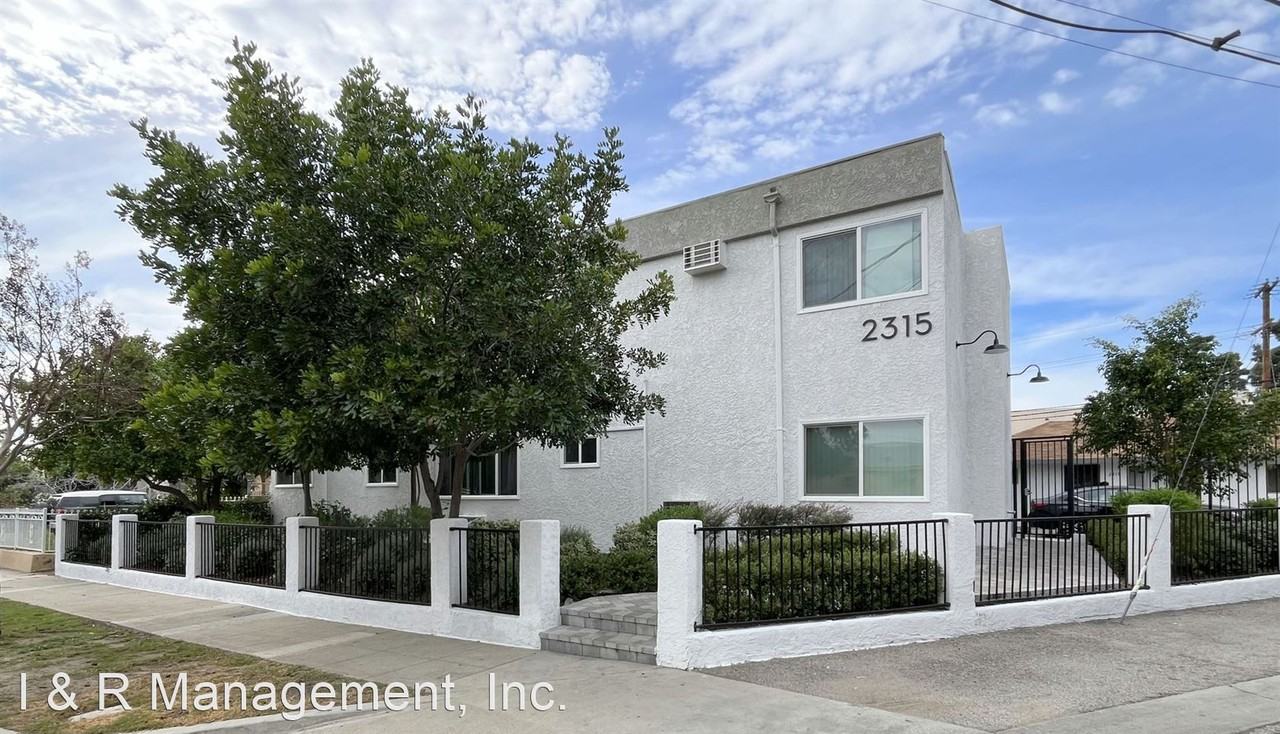 2315, 2317, 2319 N. Frederic St. - Photo 2 of 22