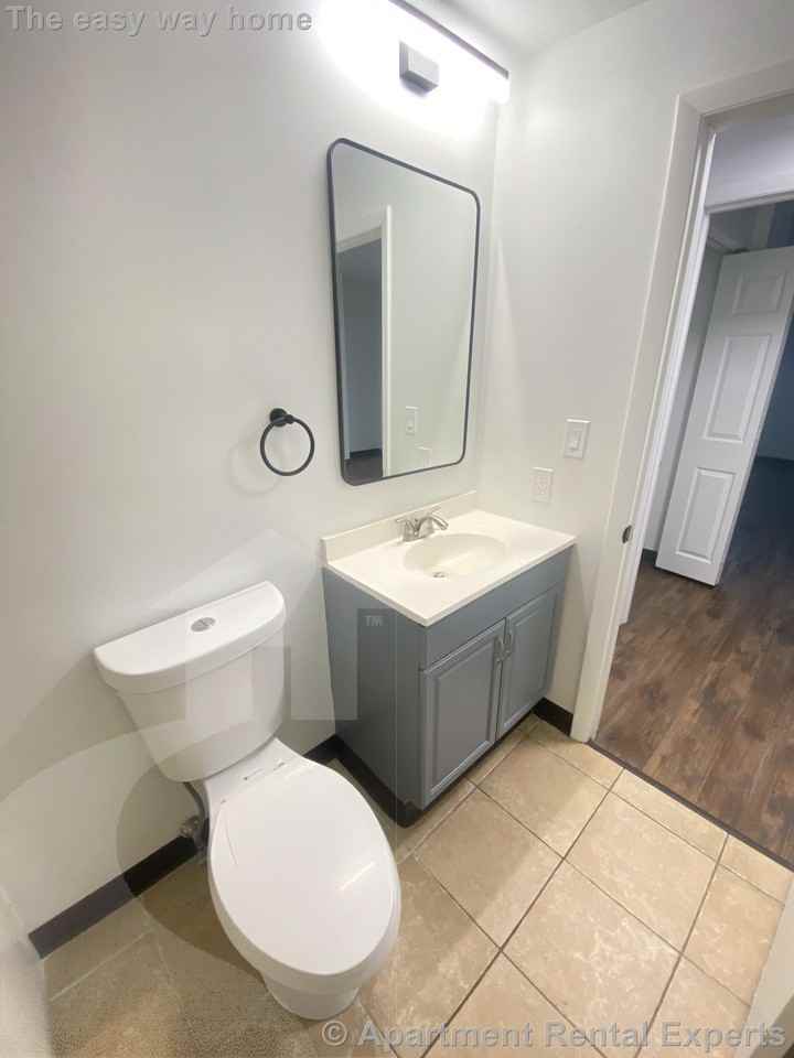 1 Franklin St #203 - Photo 5 of 18