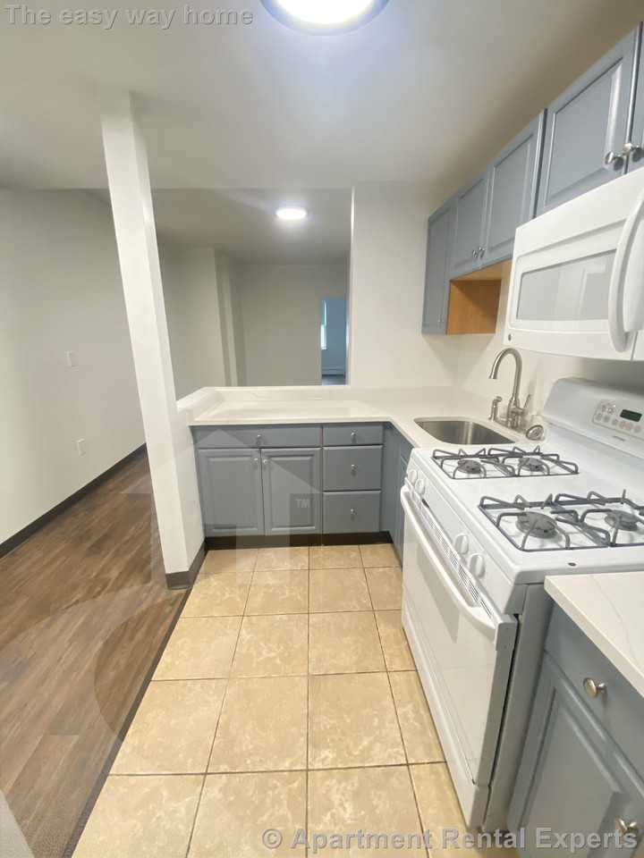 1 Franklin St #203 - Photo 2 of 18