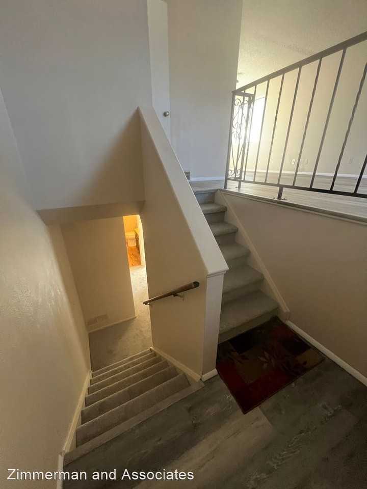 616-622 Front Street - Photo 2 of 23