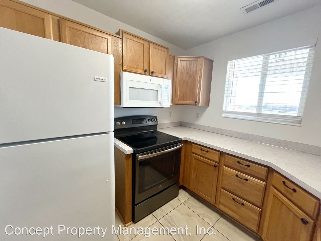 2421 N 400 E #A4 - Photo 3 of 23